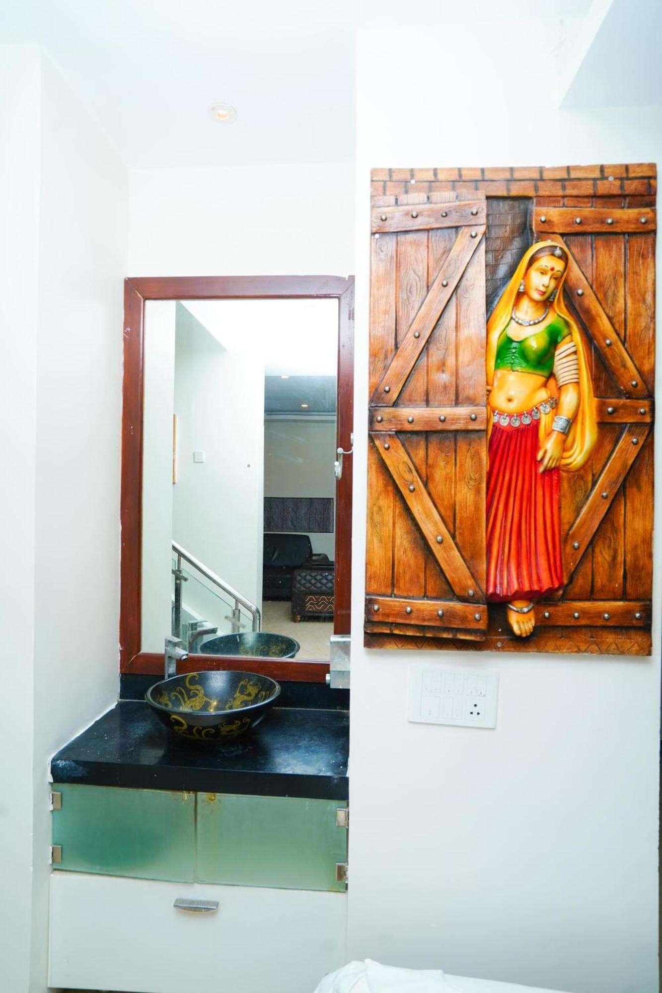 Golden Villa - Duplex House With Private Theater - Near To Alipiri And Bhudevi Ttd Ticket Counter And Kapilateertham Tirupati Exteriér fotografie